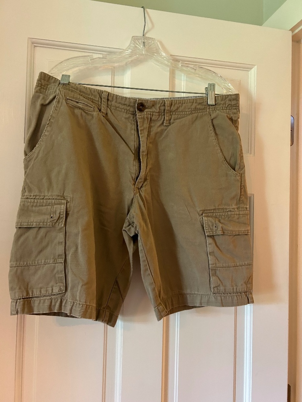 MERONA MEN'S COTTON CARGO SHORTS TAN SIZE 36 9" INSEAM